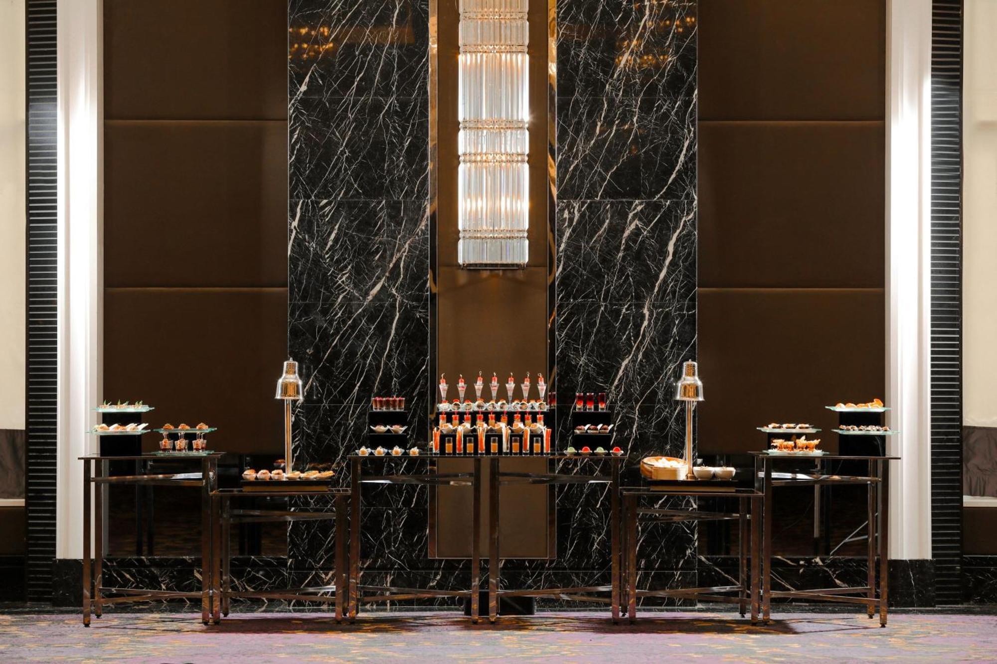 The Majestic Hotel Kuala Lumpur, Autograph Collection Buitenkant foto The lobby of the hotel