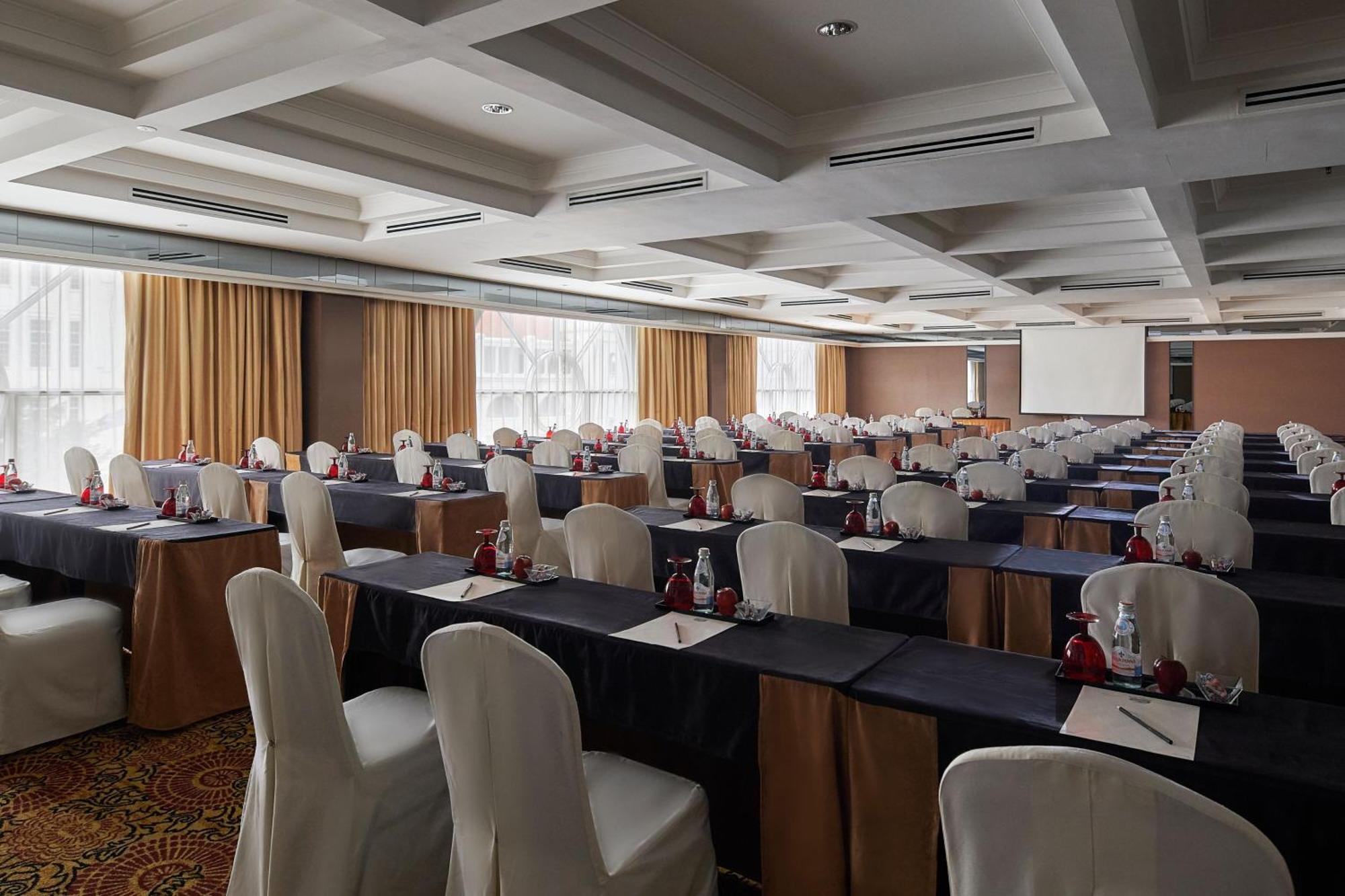 The Majestic Hotel Kuala Lumpur, Autograph Collection Buitenkant foto The Grand Ballroom